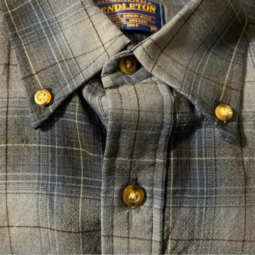 EUC Pendleton Blue & Gray Wool Plaid Men's Button Up Shirt Size Medium